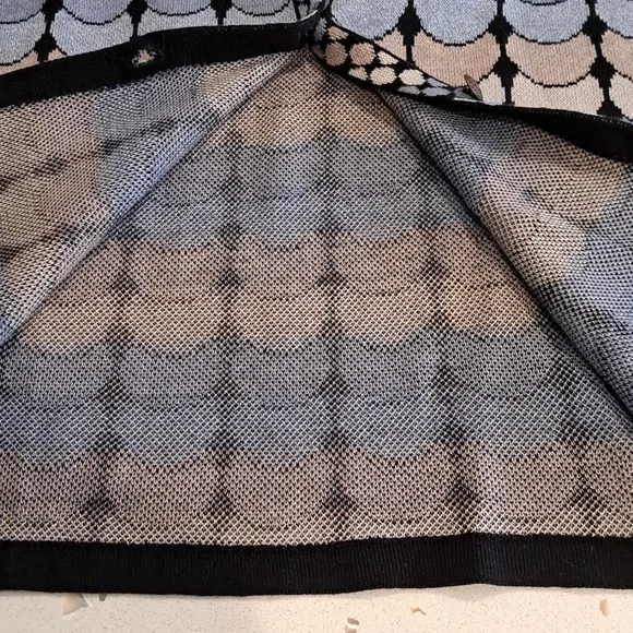 NWT Novica sweater - Picture 4 of 14